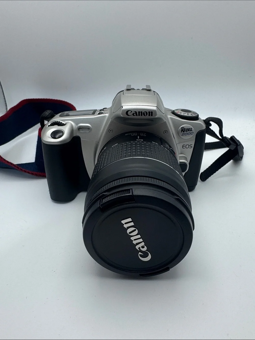 Canon Rebel 2000 Film Camera with 28-80mm Canon Auto Focus Zoom Lens with Bag